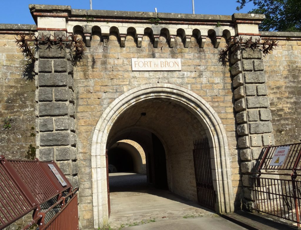 Entrance to Fort de Bron and its porch