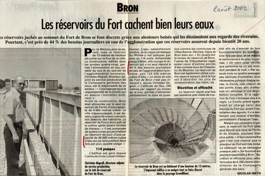 Les réservoirs du Fort de Bron - 36 000 m3 d'eau - Article du progrès du 2 aout 2002