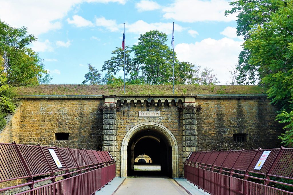 entrée du fort de Bron