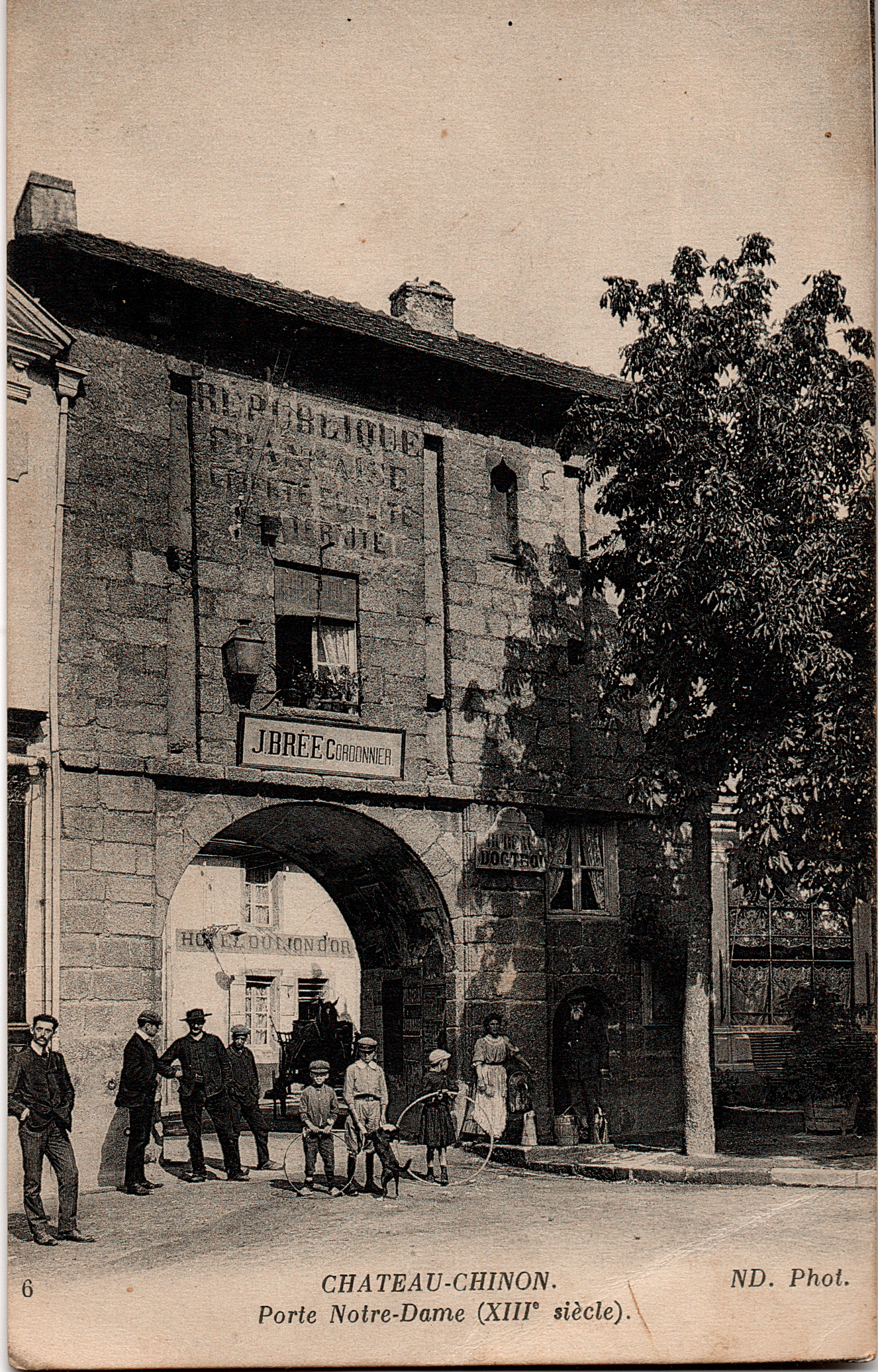 carte postale 14-18 13 Chateau Chinon